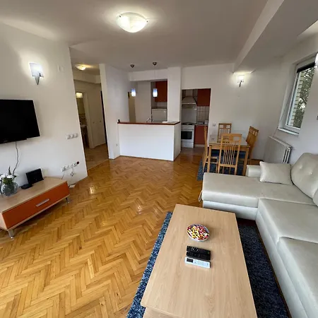 Nn 5 * Skopje