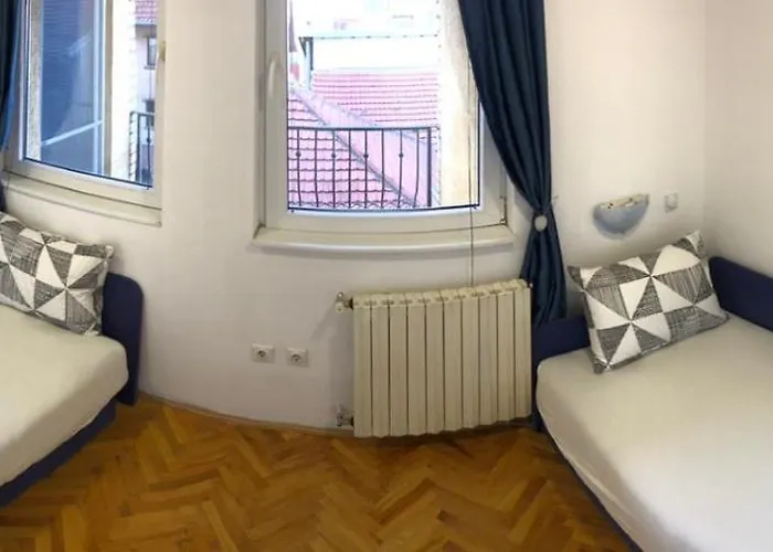 Nn 5 Апартаменти