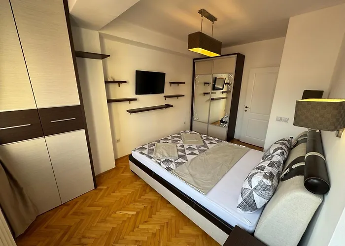 Nn 5 Апартаменти Скоп'є